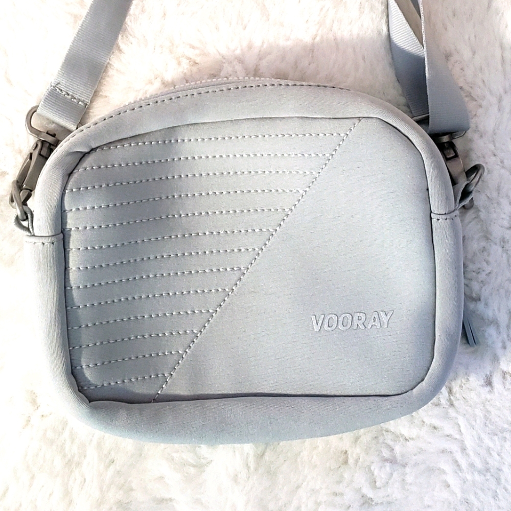 NWOT Vooray Sidekick Crossbody Bag in Gray Moto